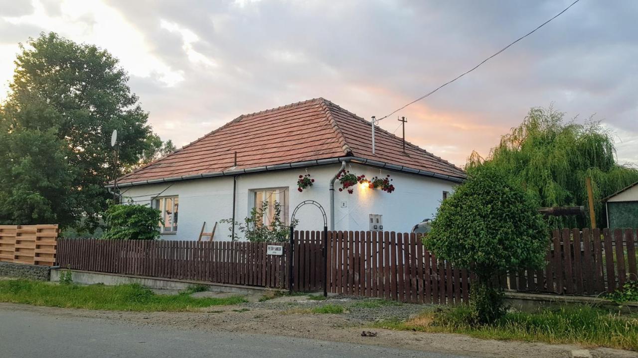Tepke Guesthouse Garáb Eksteriør bilde